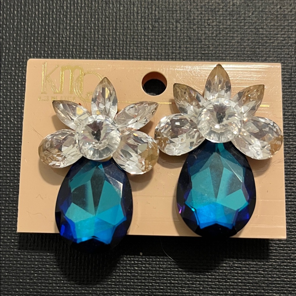 Vintage Blue and Clear Crystal Flower Drop Clip-On Earrings